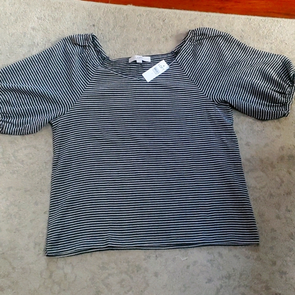 NWT - LOFT Puff Sleeve Top